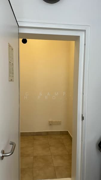 Sunglade, 9 Serangoon Avenue 2, 2 Bedrooms, 860 sqft, Condominium For Rent, by JACOB, 500151183 - Interior - PropertyGuru.com.sg