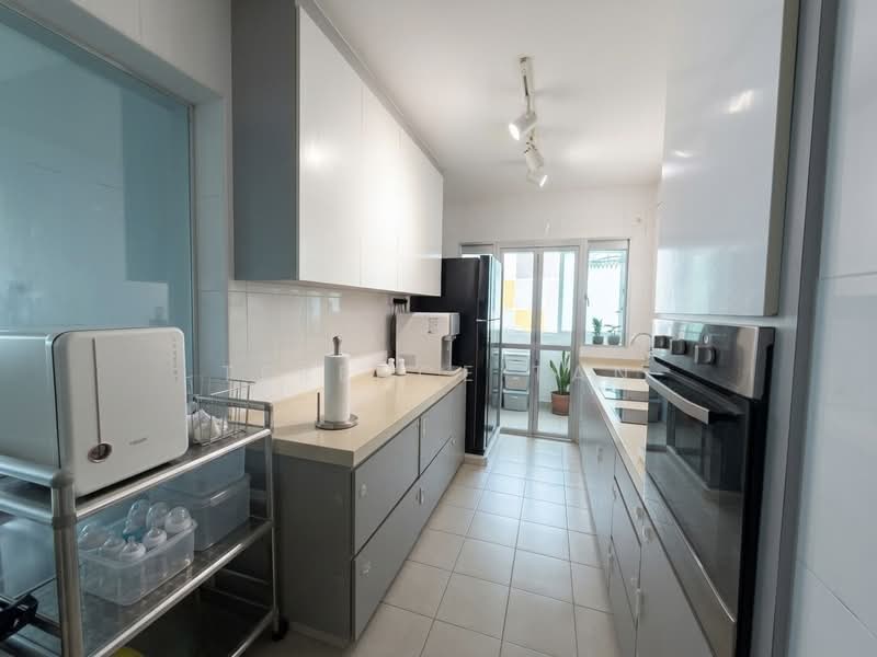 490D Choa Chu Kang Avenue 5, 490D Choa Chu Kang Avenue 5, 3 Bedrooms, 1,216 sqft, HDB Flat For Sale, by Terence Tan, 500151186 - Kitchen - PropertyGuru.com.sg