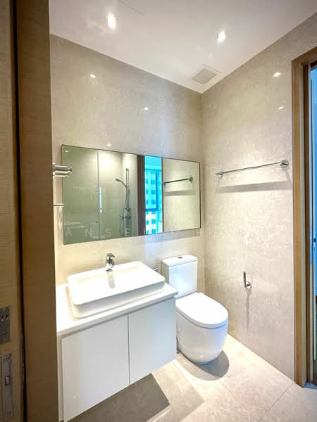 District 9 Freehold with Private Lift, , 4 Bedrooms, 2,303 sqft, Condominium For Sale, by Ansel Khor, 500151193 - Bathroom - PropertyGuru.com.sg