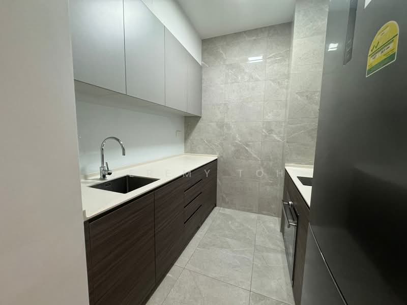 Stirling Residences, 23 Stirling Road, 2 Bedrooms, 689 sqft, Condominium For Sale, by Jeremy Toh, 500151196 - Kitchen - PropertyGuru.com.sg