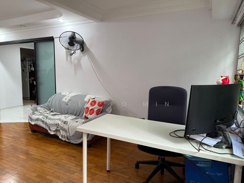 328 Woodlands Street 32, 328 Woodlands Street 32, 5 Bedrooms, 1,754 sqft, HDB Flat For Sale, by Yeo Po Min, 500151198 - Study - PropertyGuru.com.sg