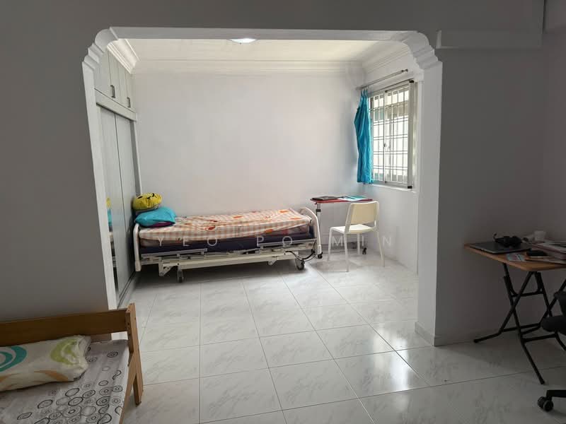328 Woodlands Street 32, 328 Woodlands Street 32, 5 Bedrooms, 1,754 sqft, HDB Flat For Sale, by Yeo Po Min, 500151198 - Bedroom - PropertyGuru.com.sg