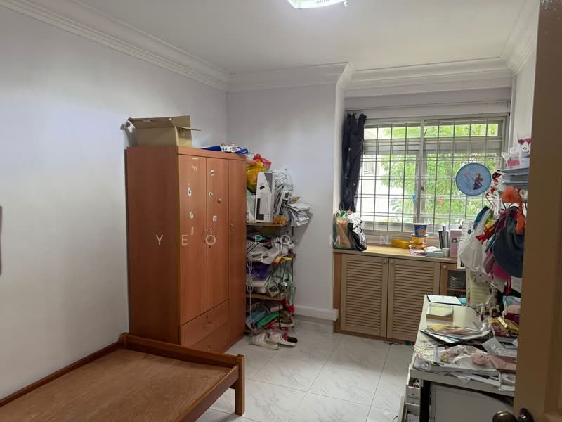 328 Woodlands Street 32, 328 Woodlands Street 32, 5 Bedrooms, 1,754 sqft, HDB Flat For Sale, by Yeo Po Min, 500151198 - Bedroom - PropertyGuru.com.sg