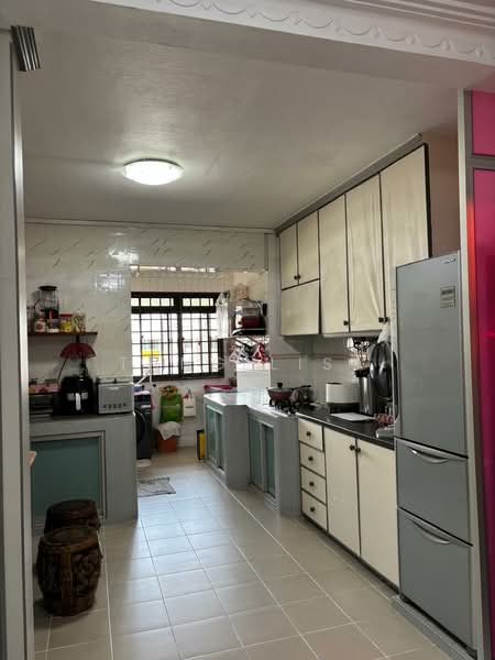 966 Jurong West Street 93, 966 Jurong West Street 93, Room Rental, 100 sqft, HDB Flat For Rent, by Thng Lisa, 500151204 - Kitchen - PropertyGuru.com.sg