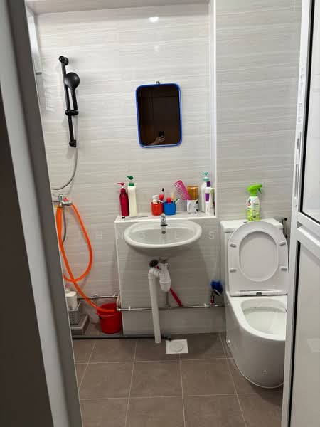 966 Jurong West Street 93, 966 Jurong West Street 93, Room Rental, 100 sqft, HDB Flat For Rent, by Thng Lisa, 500151204 - Bathroom - PropertyGuru.com.sg