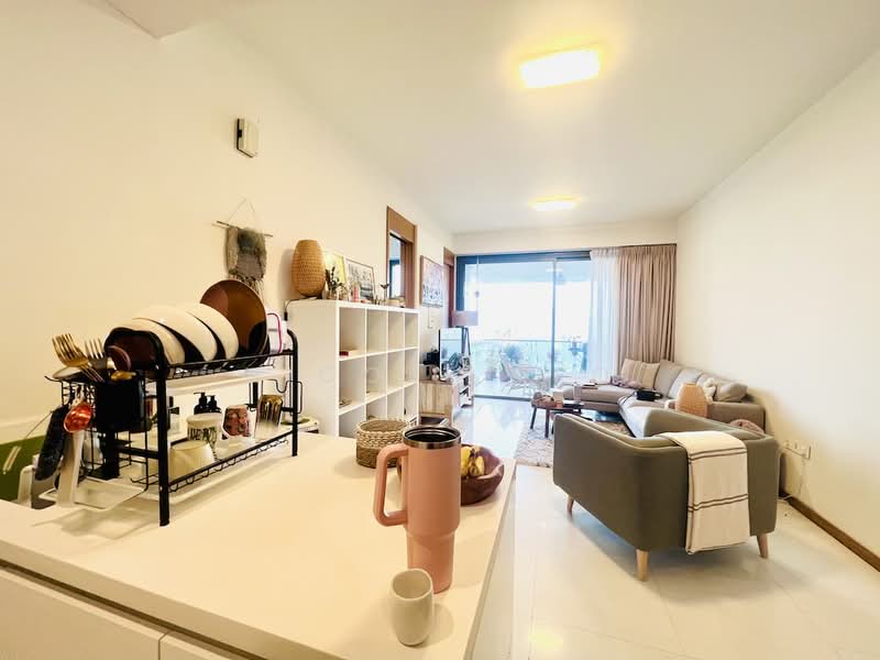 Concourse Skyline, 298 Beach Road, Studio, 850 sqft, Condominium For Rent, by Nicole Teo, 500151210 - Living Room - PropertyGuru.com.sg