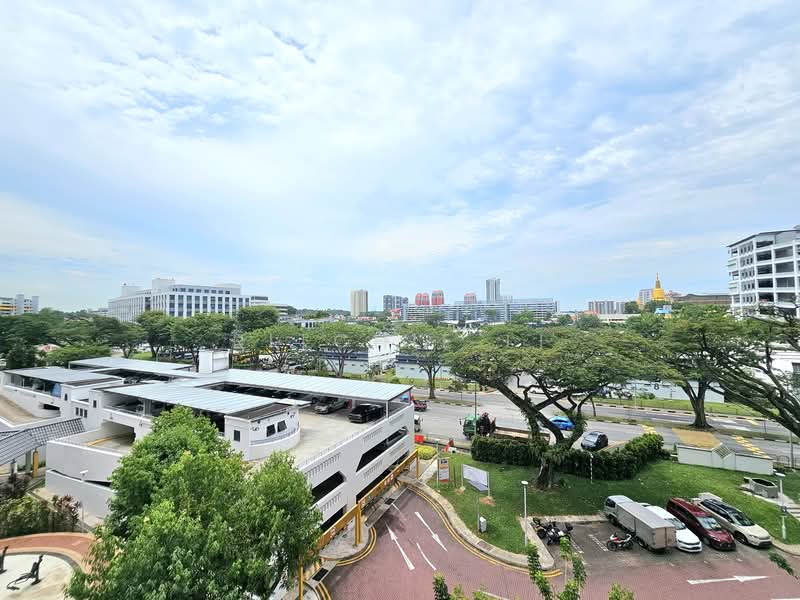 22 Sin Ming Road, 22 Sin Ming Road, 2 Bedrooms, 732 sqft, HDB Flat For Sale, by Ritchie Li, 500151222 - Exterior - PropertyGuru.com.sg