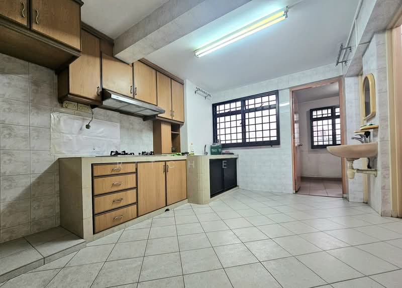22 Sin Ming Road, 22 Sin Ming Road, 2 Bedrooms, 732 sqft, HDB Flat For Sale, by Ritchie Li, 500151222 - Kitchen - PropertyGuru.com.sg