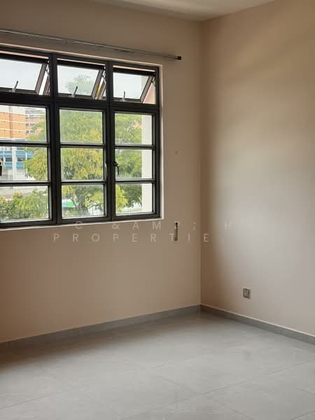 Azalea Park Condo, 6 Flora Road, 2 Bedrooms, 900 sqft, Condominium For Rent, by JEFFREY GOH, 500151225 - Interior - PropertyGuru.com.sg