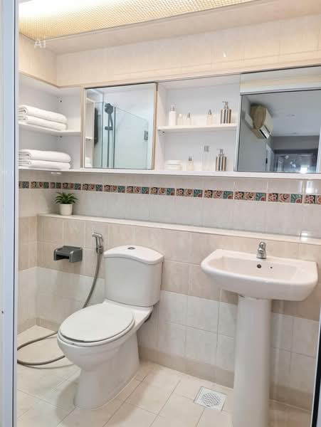 383 Bukit Batok West Avenue 5, 383 Bukit Batok West Avenue 5, 3 Bedrooms, 1,237 sqft, HDB Flat For Sale, by Anson Goh 吴铭华, 500151228 - Bathroom - PropertyGuru.com.sg