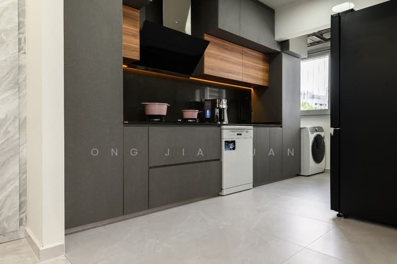 409C Northshore Drive, 409C Northshore Drive, 3 Bedrooms, 1,011 sqft, HDB Flat For Sale, by Ong Jia Xuan, 500151235 - Kitchen - PropertyGuru.com.sg