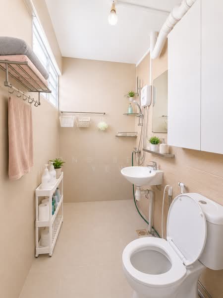 624 Yishun Ring Road, 624 Yishun Ring Road, 3 Bedrooms, 1,302 sqft, HDB Flat For Rent, by Ong Beng Yew, 500151239 - Bathroom - PropertyGuru.com.sg