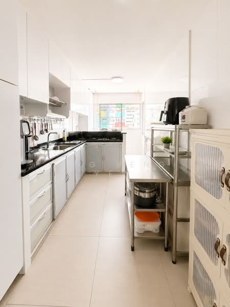 624 Yishun Ring Road, 624 Yishun Ring Road, 3 Bedrooms, 1,302 sqft, HDB Flat For Rent, by Ong Beng Yew, 500151239 - Kitchen - PropertyGuru.com.sg