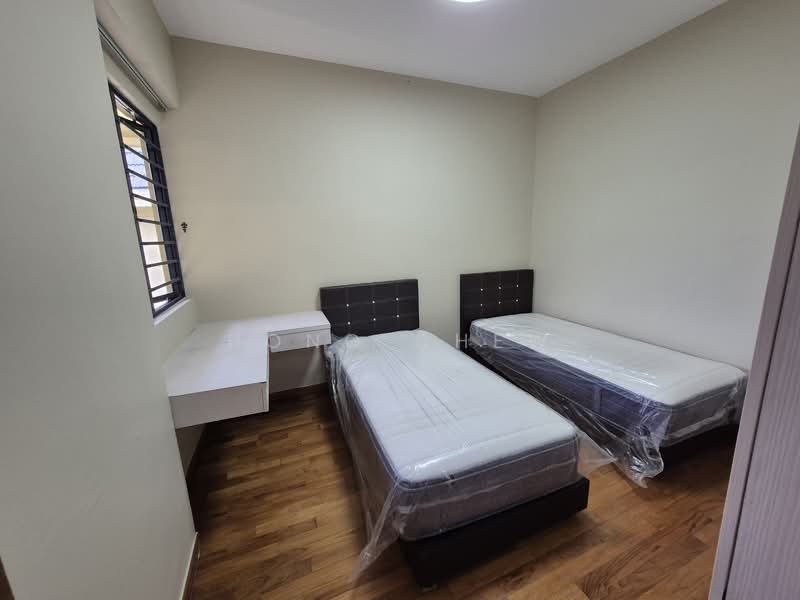 Westcove Condo, 10 West Coast Crescent, 2 Bedrooms, 1,087 sqft, Condominium For Rent, by Hong Chew, 500151241 - Bedroom - PropertyGuru.com.sg