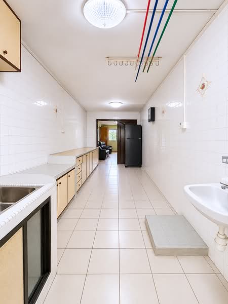 662 Yishun Avenue 4, 662 Yishun Avenue 4, 3 Bedrooms, 1,119 sqft, HDB Flat For Sale, by Elysia Lim, 500151243 - Interior - PropertyGuru.com.sg