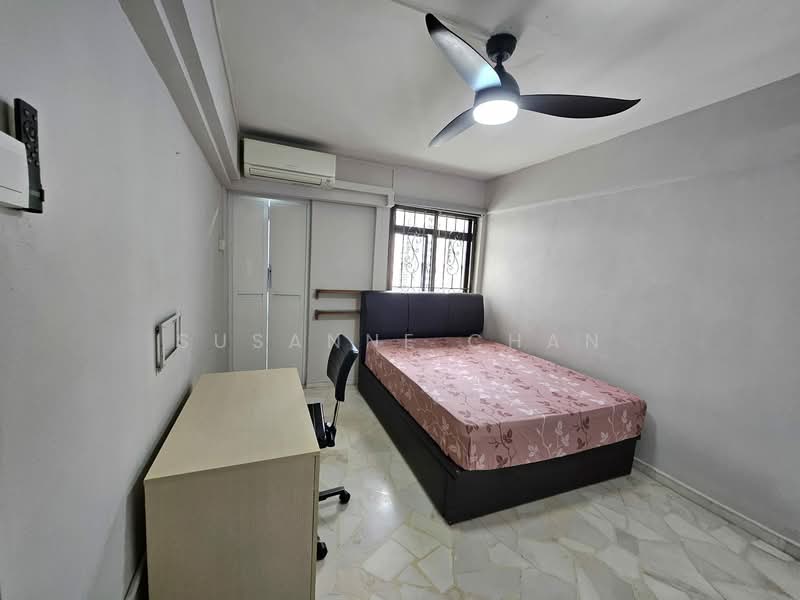 317 Hougang Avenue 7, 317 Hougang Avenue 7, Room Rental, 120 sqft, HDB Flat For Rent, by Susanne Chan, 500151248 - Bedroom - PropertyGuru.com.sg