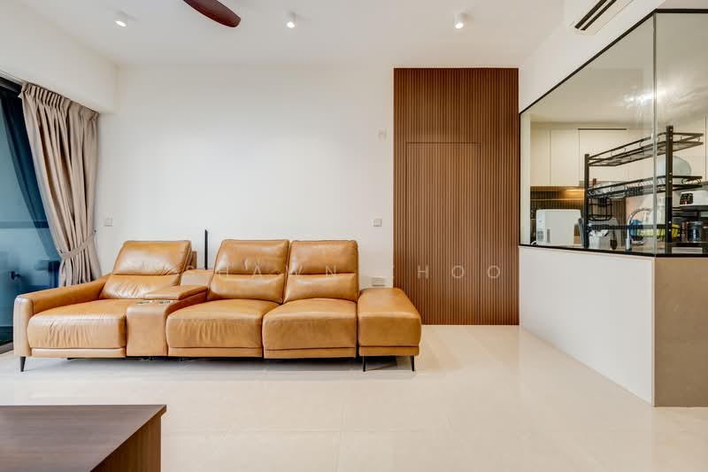 The Gazania, 9 How Sun Drive, 2 Bedrooms, 700 sqft, Condominium For Sale, by Shawn Khoo, 500151275 - Living Room - PropertyGuru.com.sg