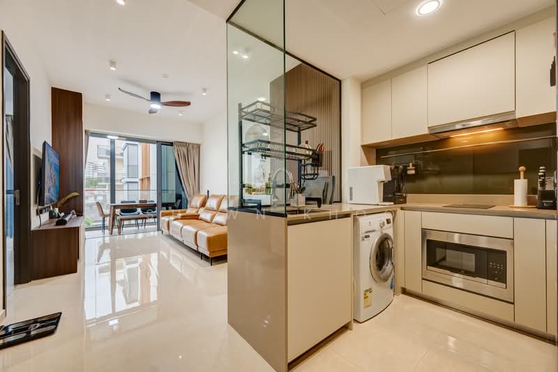 The Gazania, 9 How Sun Drive, 2 Bedrooms, 700 sqft, Condominium For Sale, by Shawn Khoo, 500151275 - Living Room - PropertyGuru.com.sg