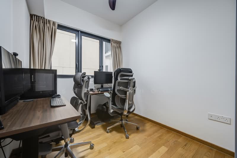 The Gazania, 9 How Sun Drive, 2 Bedrooms, 700 sqft, Condominium For Sale, by Shawn Khoo, 500151275 - Study - PropertyGuru.com.sg