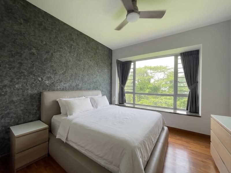The Raintree, 85 Bukit Drive, 3 Bedrooms, 1,270 sqft, Condominium For Sale, by William Oo, 500151286 - Master Bedroom - PropertyGuru.com.sg