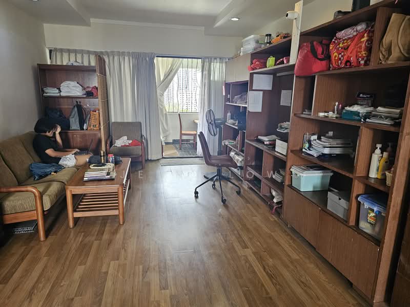 101 Clementi Street 14, 101 Clementi Street 14, 3 Bedrooms, 1,302 sqft, HDB Flat For Sale, by Jenny Low, 500151292 - Living Room - PropertyGuru.com.sg