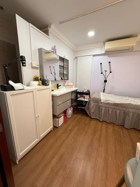 350 Jurong East Avenue 1, , 500 sqft, Shop / Shophouse For Rent, by Evonne Seow, 500151297 - Interior - CommercialGuru.com.sg