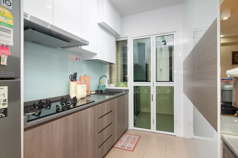 293B Compassvale Crescent, 293B Compassvale Crescent, 3 Bedrooms, 1,001 sqft, HDB Flat For Sale, by Shafik Yusope, 500151305 - Kitchen - PropertyGuru.com.sg