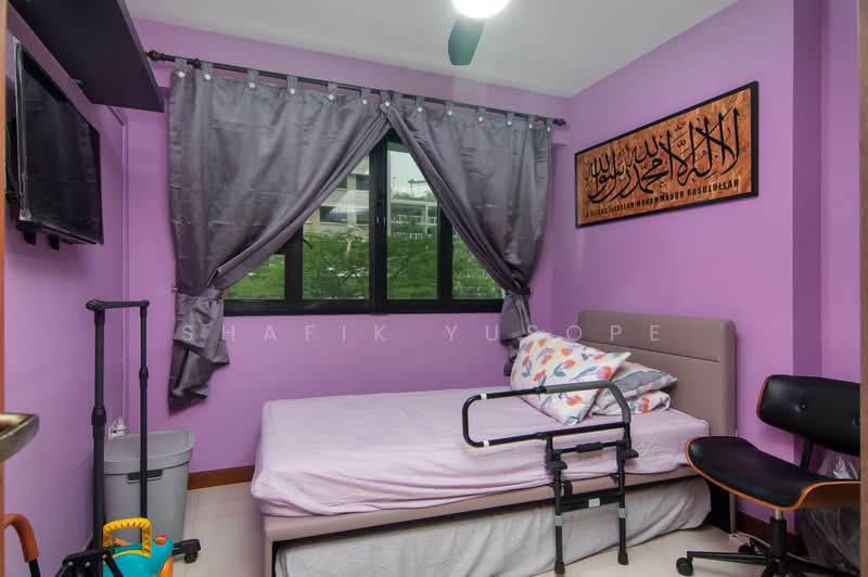 293B Compassvale Crescent, 293B Compassvale Crescent, 3 Bedrooms, 1,001 sqft, HDB Flat For Sale, by Shafik Yusope, 500151305 - Bedroom - PropertyGuru.com.sg