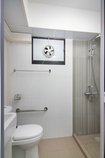 293B Compassvale Crescent, 293B Compassvale Crescent, 3 Bedrooms, 1,001 sqft, HDB Flat For Sale, by Shafik Yusope, 500151305 - Bathroom - PropertyGuru.com.sg