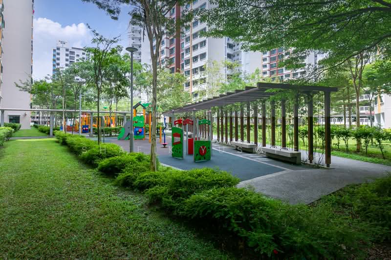 293B Compassvale Crescent, 293B Compassvale Crescent, 3 Bedrooms, 1,001 sqft, HDB Flat For Sale, by Shafik Yusope, 500151305 - Exterior - PropertyGuru.com.sg