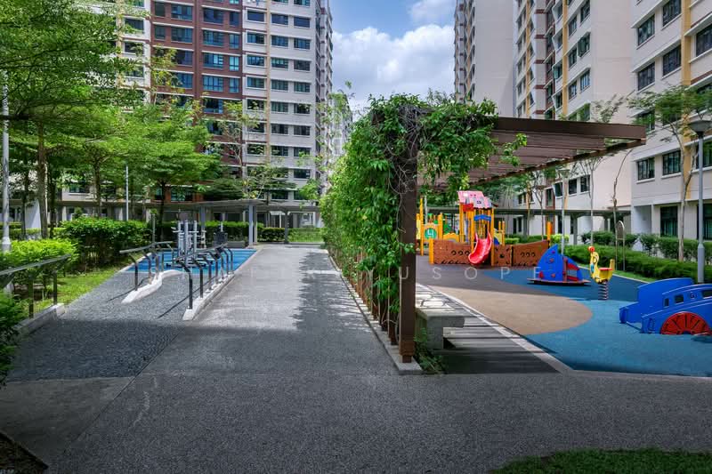 293B Compassvale Crescent, 293B Compassvale Crescent, 3 Bedrooms, 1,001 sqft, HDB Flat For Sale, by Shafik Yusope, 500151305 - PropertyGuru.com.sg