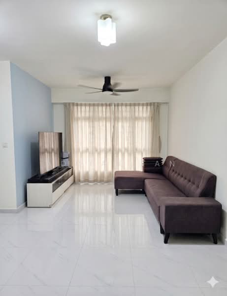 286C Compassvale Crescent, 286C Compassvale Crescent, 3 Bedrooms, 1,033 sqft, HDB Flat For Sale, by Adrian Tan, 500151309 - Living Room - PropertyGuru.com.sg