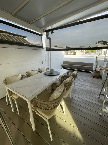 The Shaughnessy, 2 Miltonia Close, 5 Bedrooms, 3,283 sqft, Terraced House For Sale, by Samuel Low, 500151312 - Balcony - PropertyGuru.com.sg