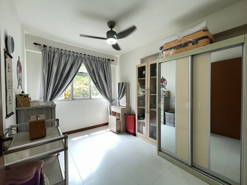 424B Yishun Avenue 11, 424B Yishun Avenue 11, 2 Bedrooms, 721 sqft, HDB Flat For Sale, by Toh YiQin (卓意钦), 500151320 - Bedroom - PropertyGuru.com.sg
