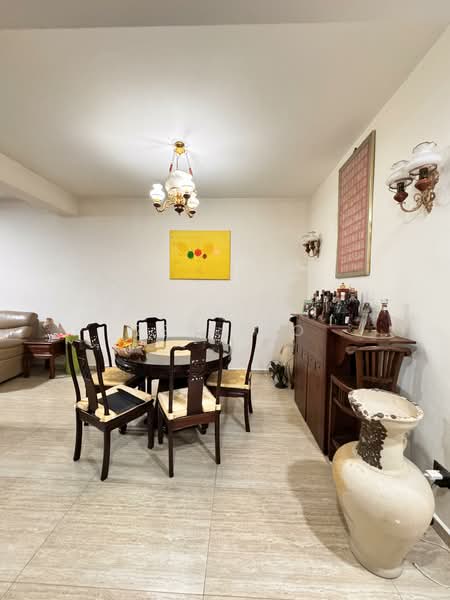 Lorong Paya Lebar, LORONG PAYA LEBAR, 4 Bedrooms, 1,800 sqft, Terraced House For Sale, by Zen Teo, 500151326 - Dining Room - PropertyGuru.com.sg