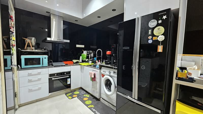 D'Banyan, 83 Jalan Sendudok, 1 Bedroom, 732 sqft, Apartment For Sale, by Justin Heng, 500151328 - Kitchen - PropertyGuru.com.sg