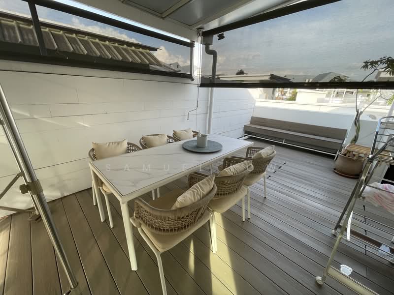 The Shaughnessy, 2 Miltonia Close, 5 Bedrooms, 3,283 sqft, Terraced House For Rent, by Samuel Low, 500151329 - Balcony - PropertyGuru.com.sg