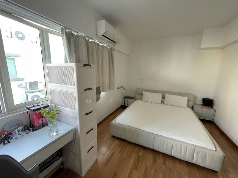 The Shaughnessy, 2 Miltonia Close, 5 Bedrooms, 3,283 sqft, Terraced House For Rent, by Samuel Low, 500151329 - Bedroom - PropertyGuru.com.sg