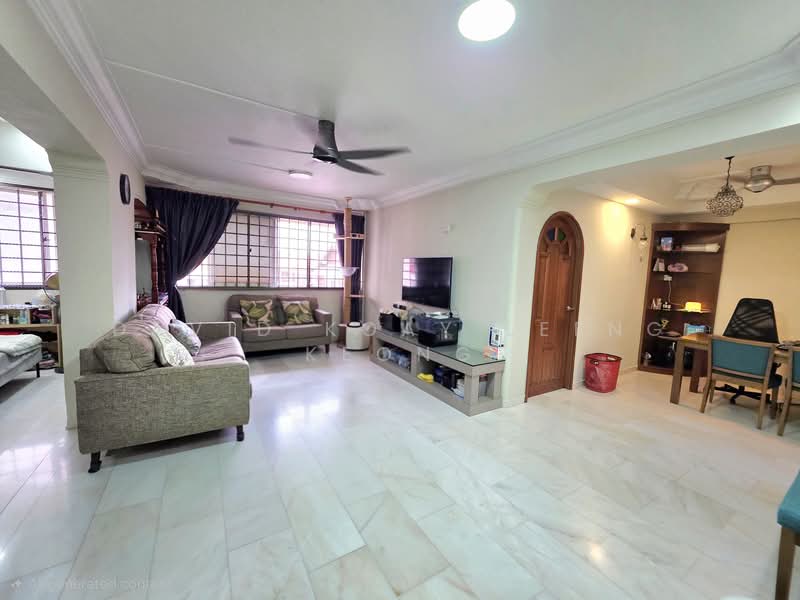 214 Bishan Street 23, 214 Bishan Street 23, 4 Bedrooms, 1,195 sqft, HDB Flat For Sale, by David Koay Leeng Keong, 500151339 - Living Room - PropertyGuru.com.sg
