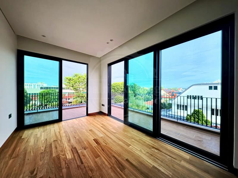 ❤️ PRICED TO SELL! BRAND NEW SEMI D 3750SQFT LAND, Bedok Road / Simpang Bedok / Tanah Merah, 5 Bedrooms, 6,820 sqft, Semi-Detached House For Sale, by Li Rong Teh, 500151360 - Balcony - PropertyGuru.com.sg