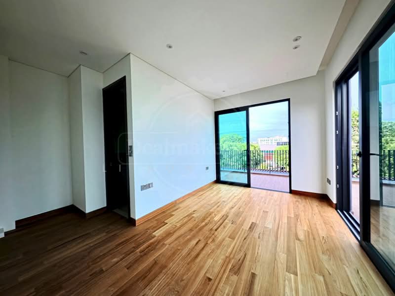 ❤️ PRICED TO SELL! BRAND NEW SEMI D 3750SQFT LAND, Bedok Road / Simpang Bedok / Tanah Merah, 5 Bedrooms, 6,820 sqft, Semi-Detached House For Sale, by Li Rong Teh, 500151360 - Balcony - PropertyGuru.com.sg