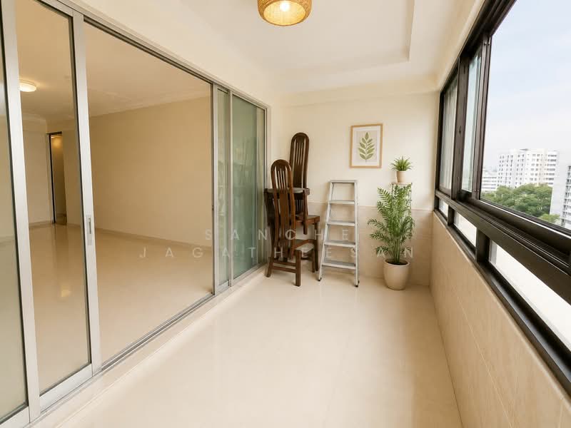 212 Serangoon Avenue 4, 212 Serangoon Avenue 4, 3 Bedrooms, 1,302 sqft, HDB Flat For Rent, by Sanche Jagatheesan, 500151361 - Balcony - PropertyGuru.com.sg