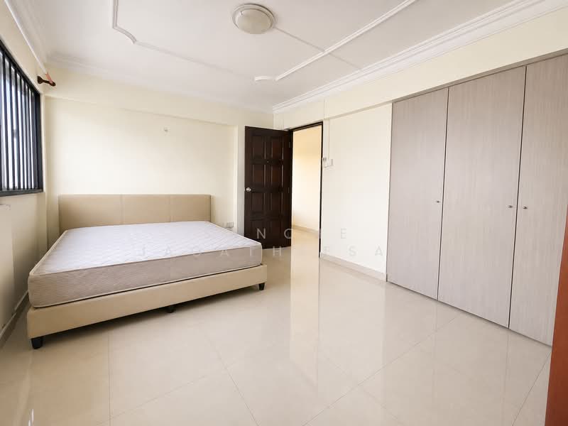 212 Serangoon Avenue 4, 212 Serangoon Avenue 4, 3 Bedrooms, 1,302 sqft, HDB Flat For Rent, by Sanche Jagatheesan, 500151361 - Bedroom - PropertyGuru.com.sg