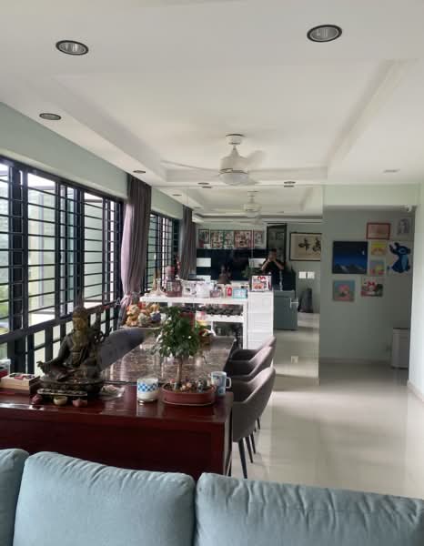 Pinevale, 6 Tampines Street 73, 3 Bedrooms, 1,281 sqft, Condominium For Rent, by Alvin Oh, 500151372 - Living Room - PropertyGuru.com.sg