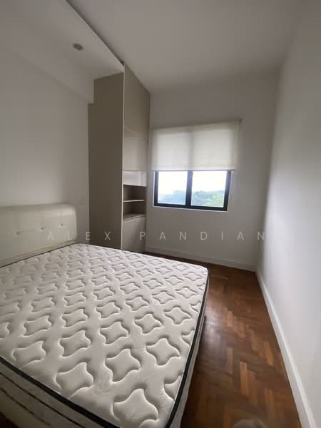 Regent Heights, 52 Bukit Batok East Avenue 5, 2 Bedrooms, 1,023 sqft, Condominium For Rent, by Alex Pandian, 500151377 - Bedroom - PropertyGuru.com.sg