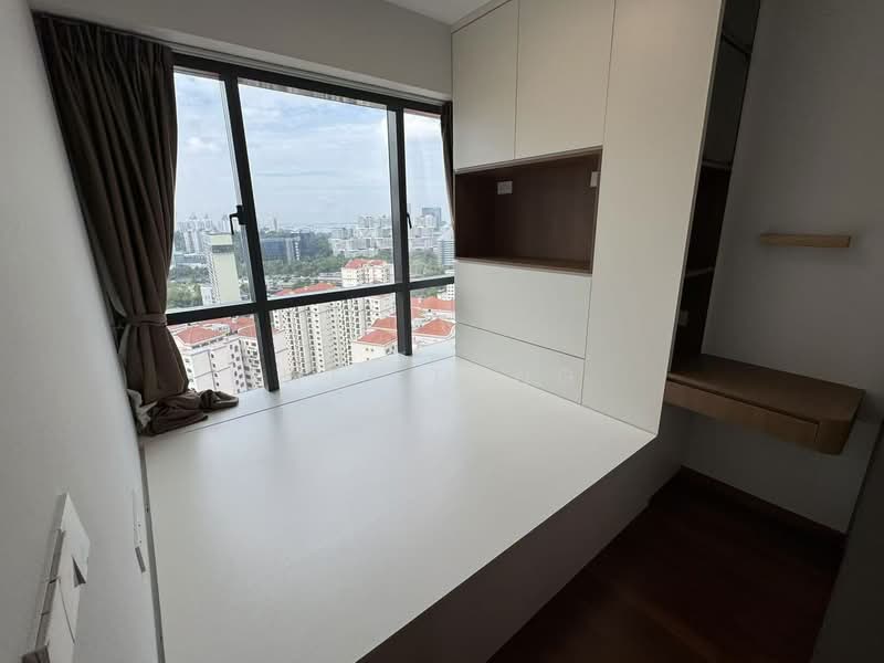 Stirling Residences, 21 Stirling Road, 2 Bedrooms, 678 sqft, Condominium For Sale, by WEI DENG, 500151378 - Study - PropertyGuru.com.sg