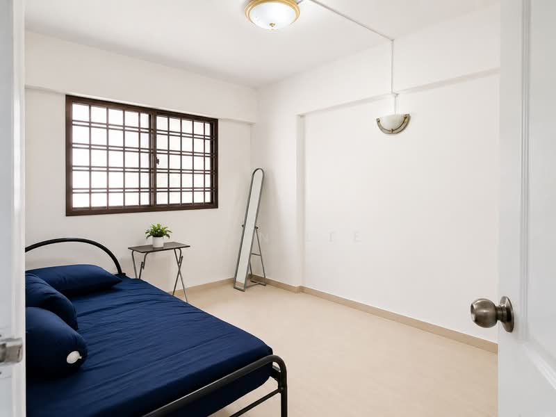 109 Bukit Purmei Road, 109 Bukit Purmei Road, 2 Bedrooms, 797 sqft, HDB Flat For Sale, by John Lee, 500151379 - Bedroom - PropertyGuru.com.sg