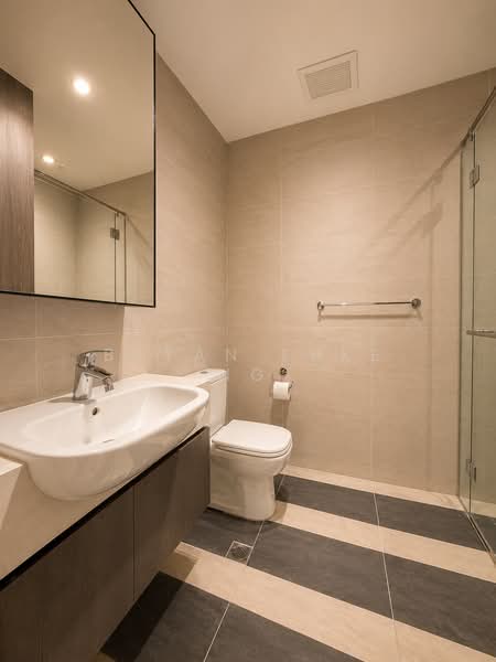 Parc Riviera, 101 West Coast Vale, 2 Bedrooms, 710 sqft, Condominium For Sale, by Bryan Luke Ng, 500151384 - Bathroom - PropertyGuru.com.sg