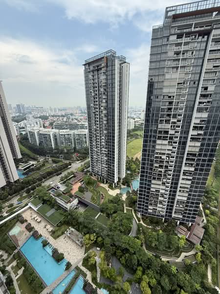 Parc Riviera, 101 West Coast Vale, 2 Bedrooms, 710 sqft, Condominium For Sale, by Bryan Luke Ng, 500151384 - Pool View - PropertyGuru.com.sg