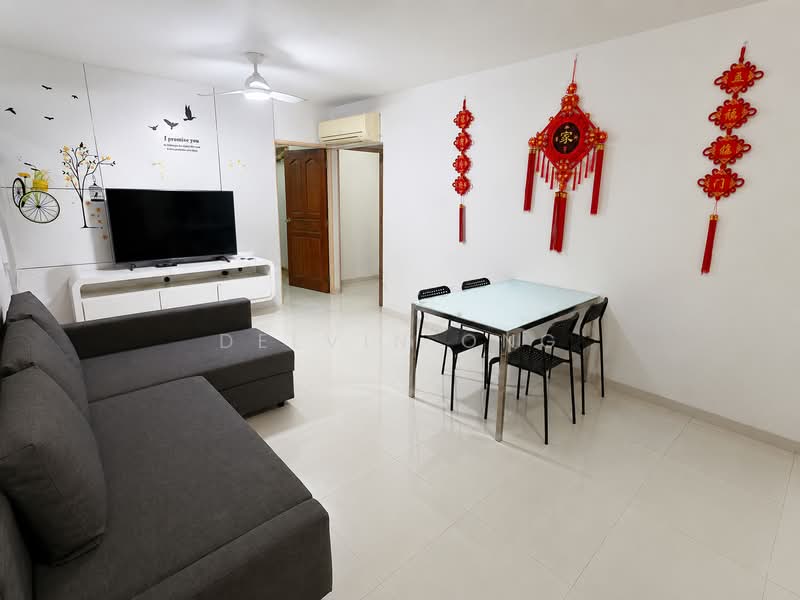 691A Choa Chu Kang Crescent, 691A Choa Chu Kang Crescent, 3 Bedrooms, 968 sqft, HDB Flat For Sale, by Delvin Ong, 500151387 - Living Room - PropertyGuru.com.sg